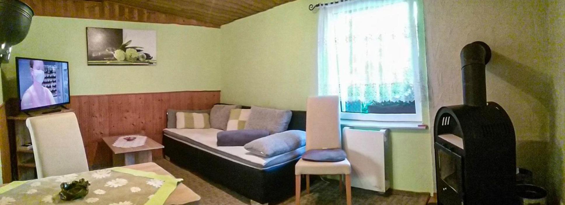Gemuetliche Ferienwohnung Loebert ลืบเบอเนา ภายนอก รูปภาพ