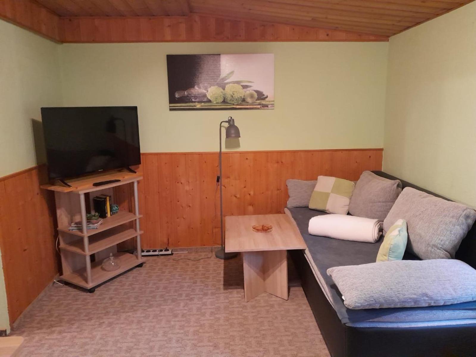 Gemuetliche Ferienwohnung Loebert ลืบเบอเนา ภายนอก รูปภาพ